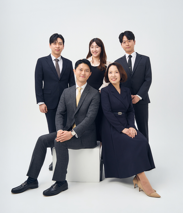 선경세무법인 서울서부본부 세무 전문가 팀 단체 사진